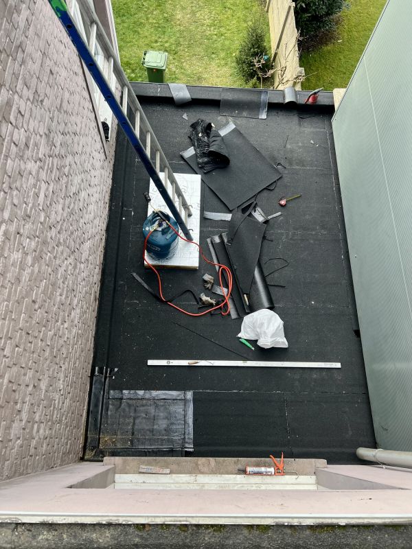 Preventing Leaks With Flat Roof Repair
